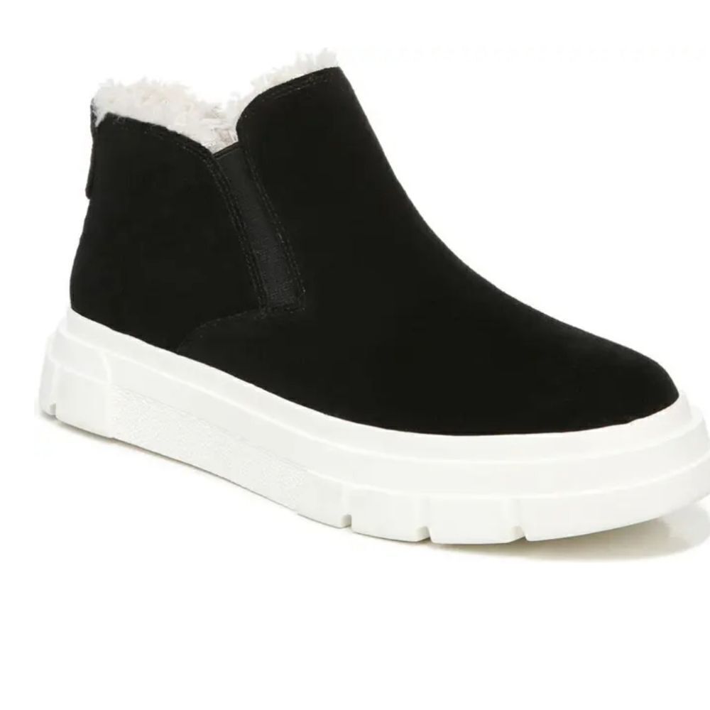 NWT Franco Sarto  Leather waterproof Allie sneaker boot